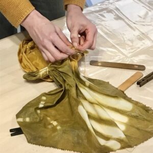 Pliage shibori teinture oignon PaMa Fabrique